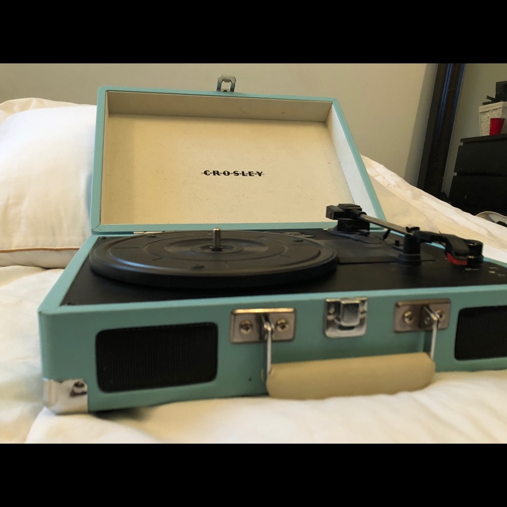 CROSLEY RECORD PLAYER